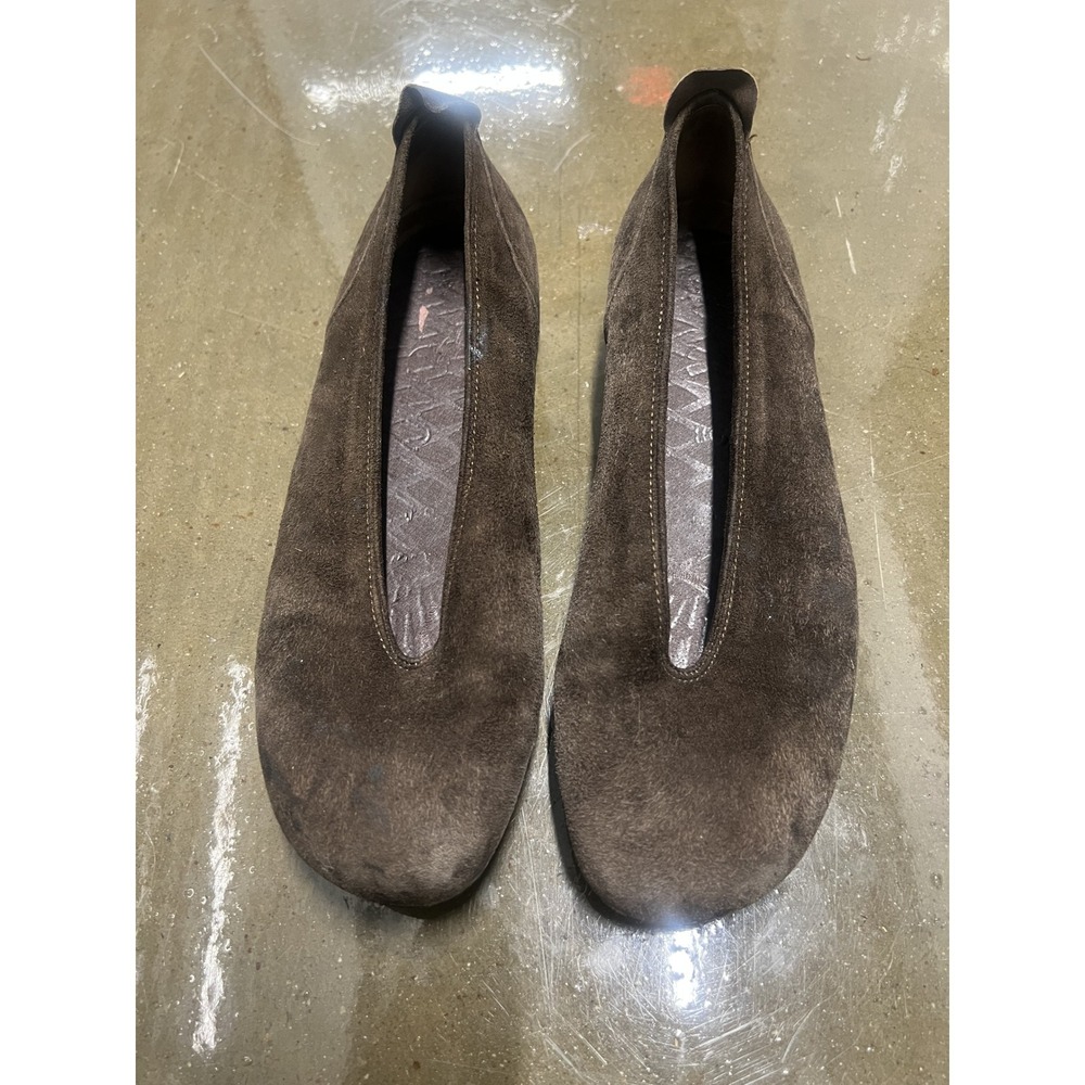 Wolky Brown Suede Slip On Loafers Size 39 Womens V-Cut Comfort Flats